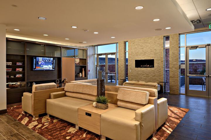 Hotel 6 of 34