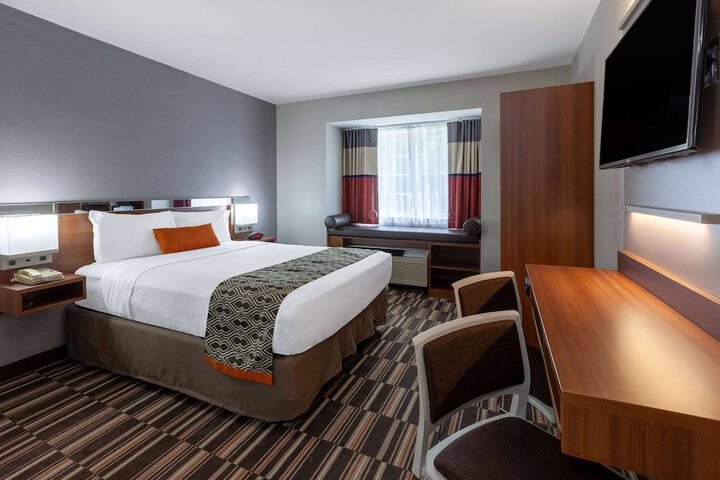 Room 20 of 31
