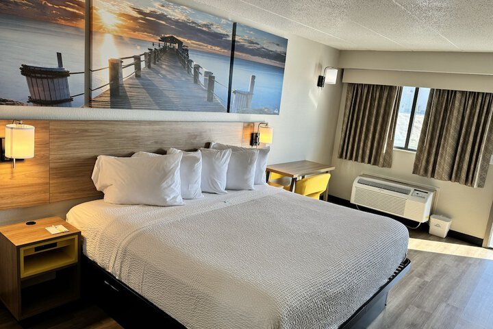 Room 28 of 41