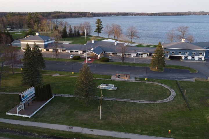 Lake Cadillac Resort