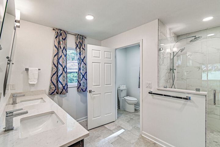 Charming Pinehurst Getaway w / Golf Course View!