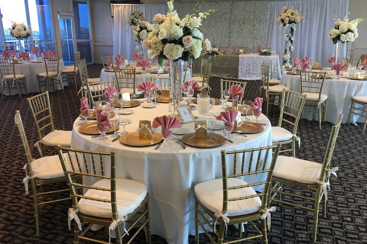 Ballroom/Hall 65 of 75