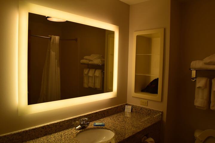 Room 13 of 54