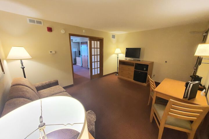 Room 19 of 66