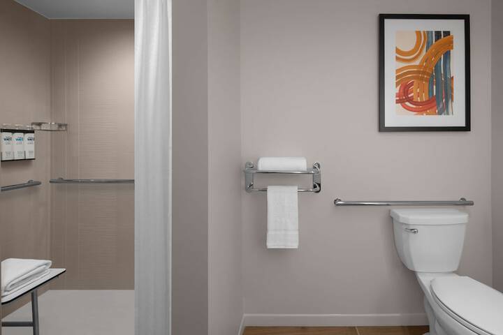 Room 30 of 50