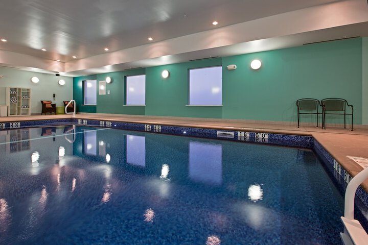 Holiday Inn Express Hotel & Suites Carlisle-Harrisburg Area by IHG