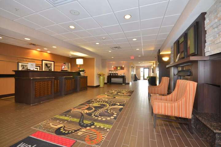 Hampton Inn & Suites Tulsa / Catoosa