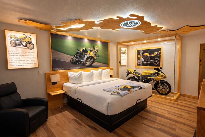 Motorcycle Inn