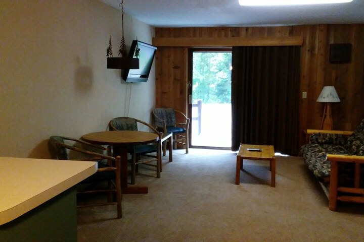 Room 28 of 50