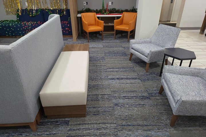 Holiday Inn Express Hotels and Suites Dayton North Tipp City by IHG