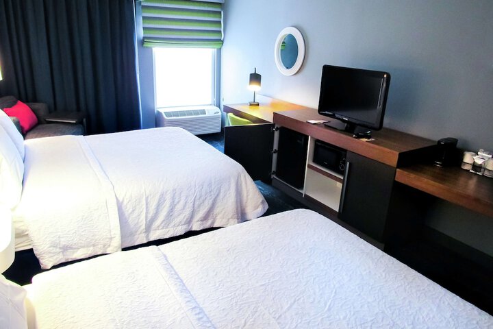 Room 112 of 169
