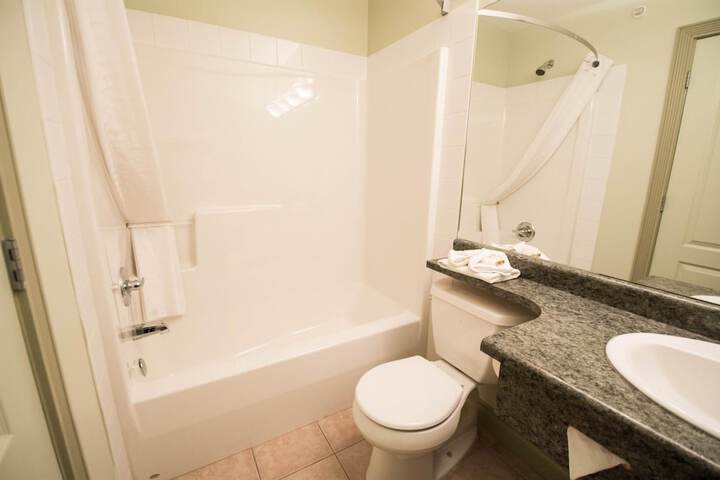 Room 9 of 22