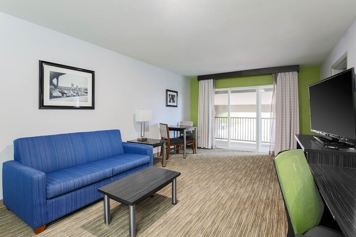 Holiday Inn Express Lancaster by IHG