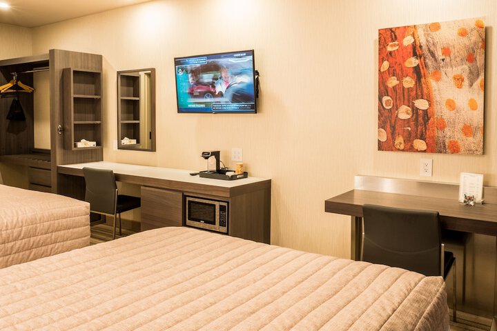 Room 44 of 78