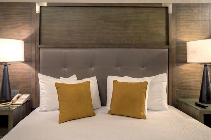 Robert Treat Hotel