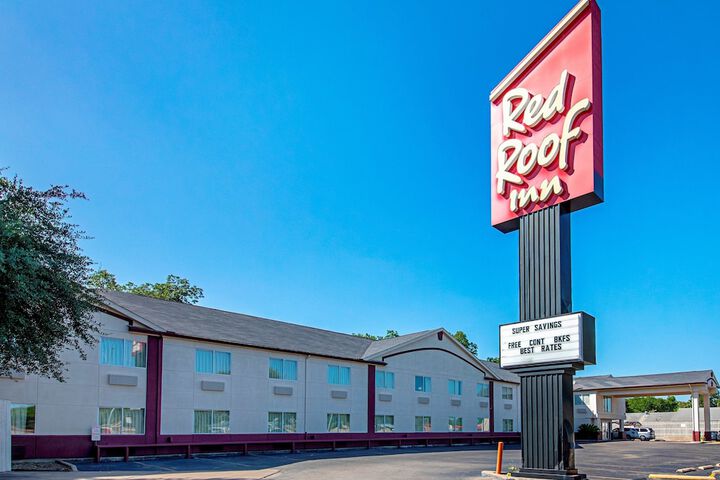 Hotel 5 of 34