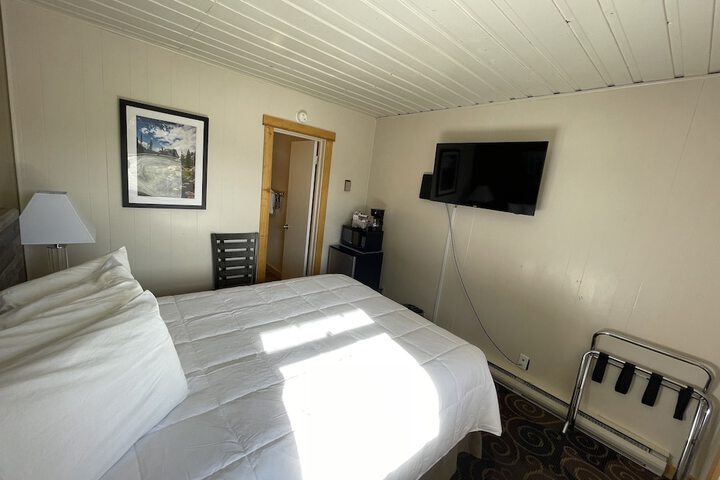 Room 54 of 113