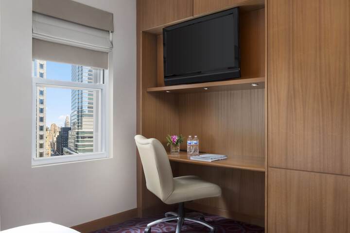 Room 41 of 58