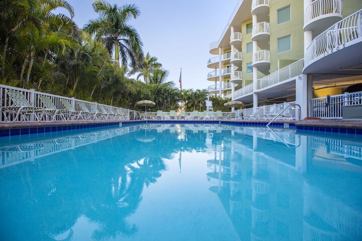 Crystal Palms Beach Resort
