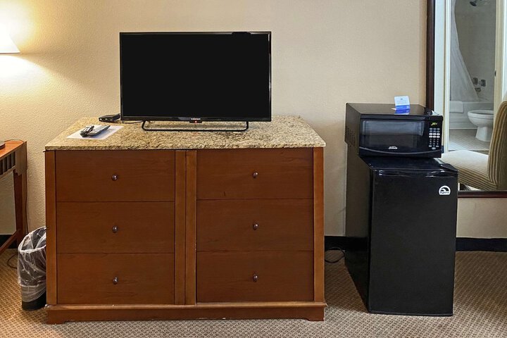 Room 25 of 50