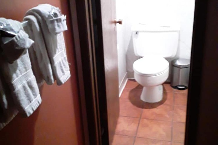 Room 43 of 47