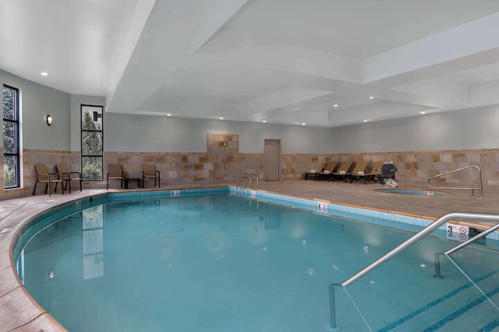 Pool 4 of 35