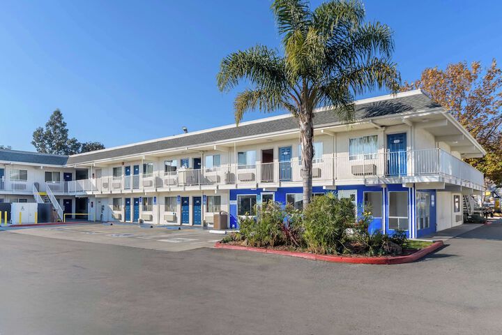 Hotel 3 of 28