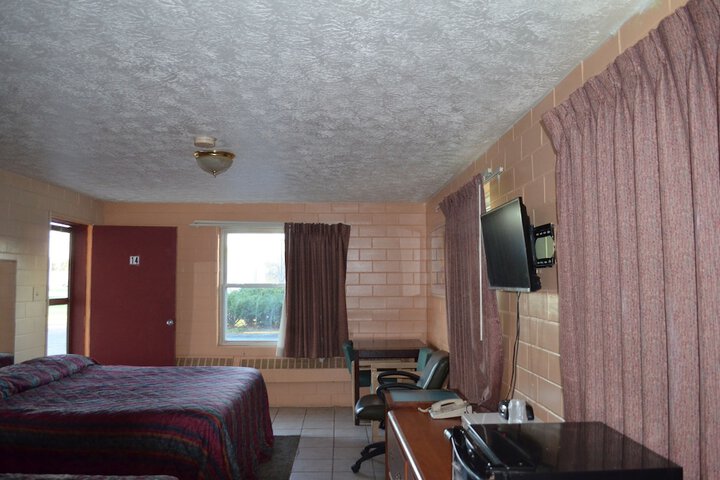Room 6 of 7