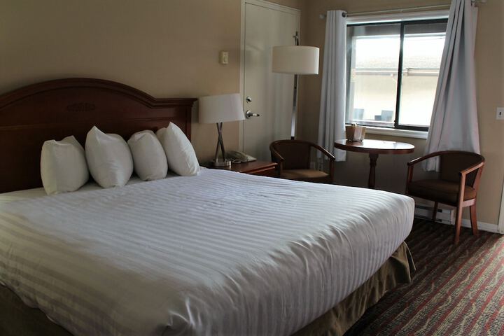 Room 106 of 145
