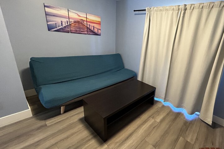 Room 38 of 180
