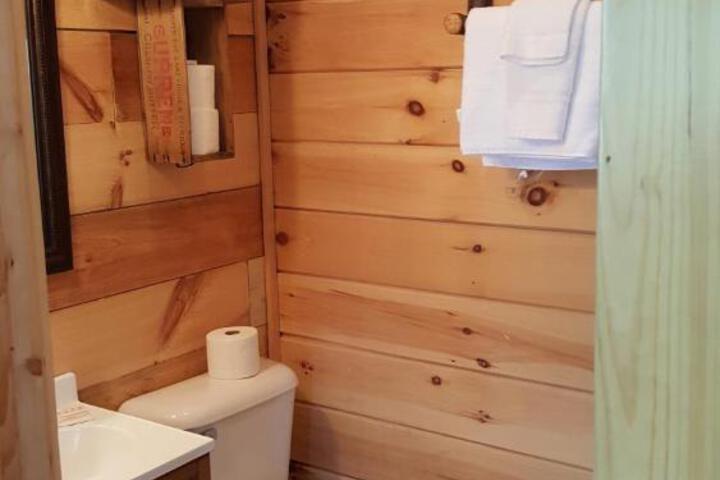 Country Cabins Hotel