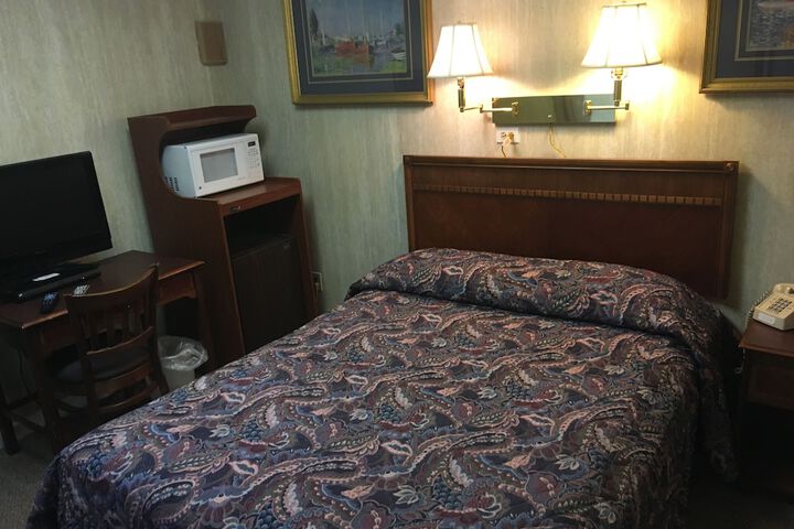 Room 7 of 41