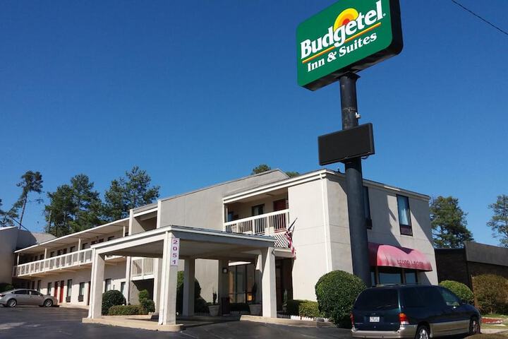 Hotel 4 of 20