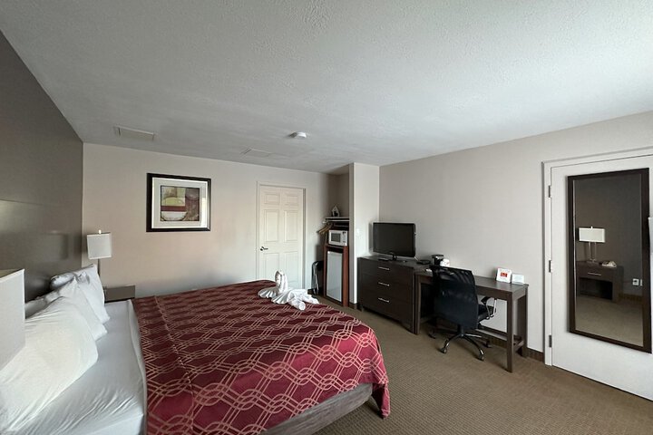 Room 37 of 62