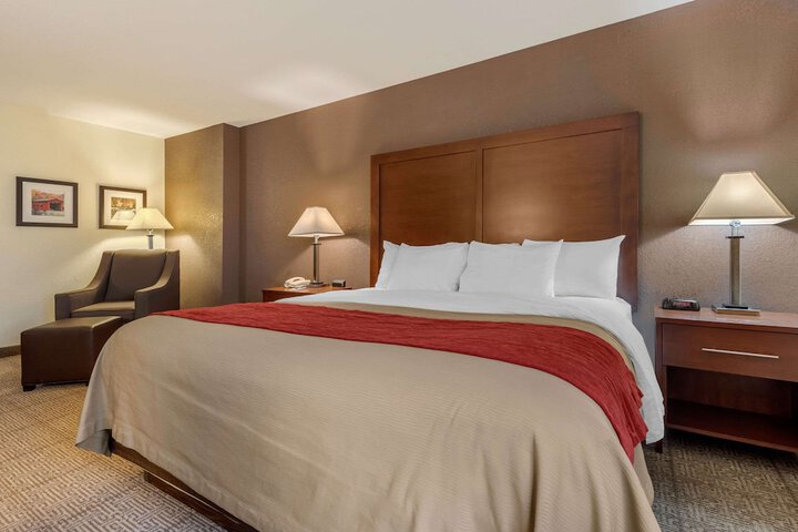 Room 15 of 40
