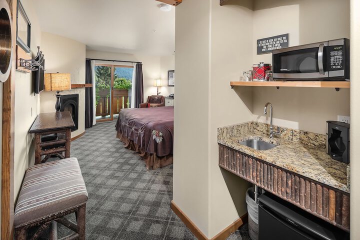 Bavarian Lodge