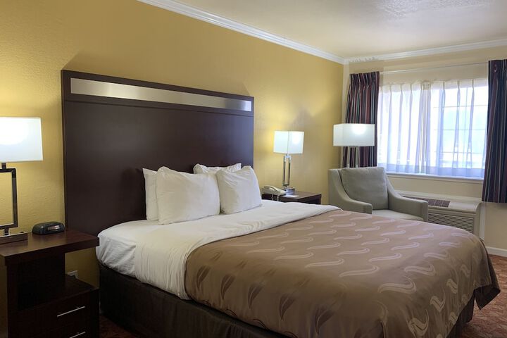 Room 19 of 46