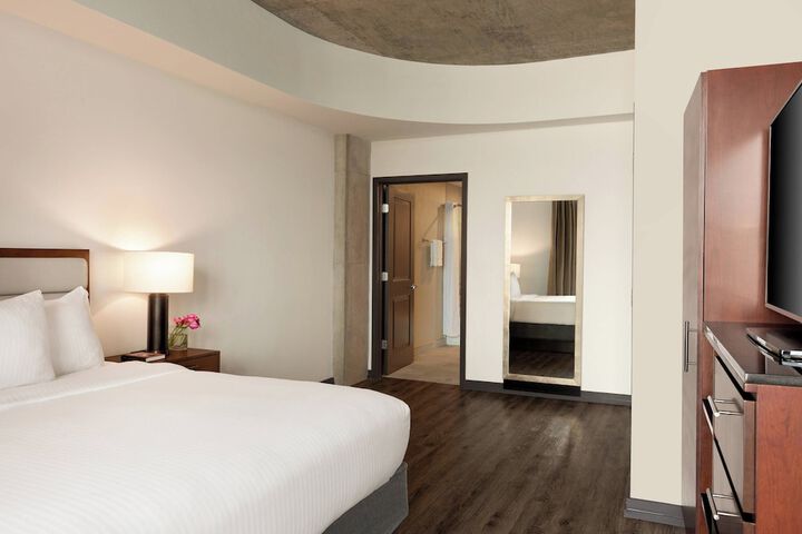 Room 21 of 59