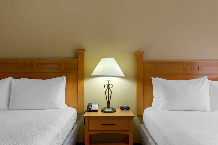 Best Western Paint Pony Lodge