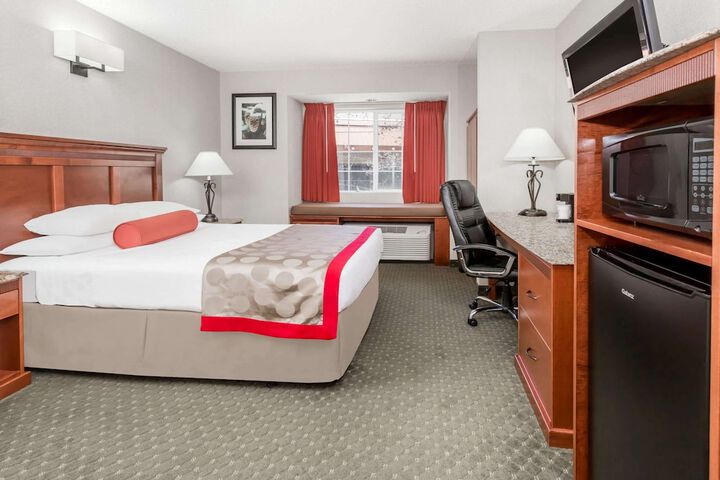 Room 18 of 29