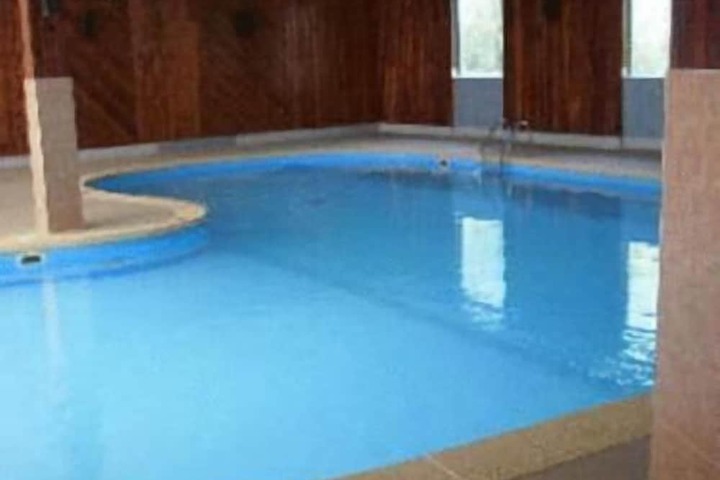 Pool 2 of 14