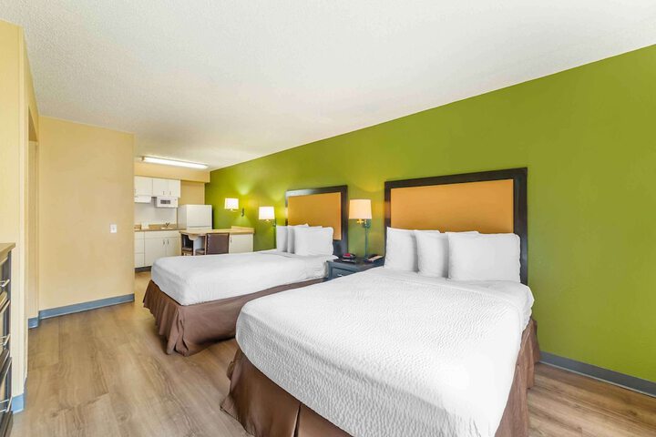 Room 20 of 29