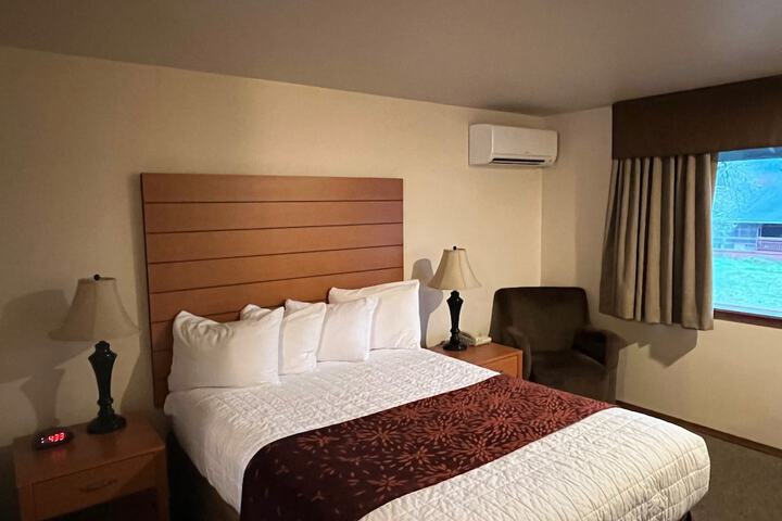 Hotel Interior 13 of 32