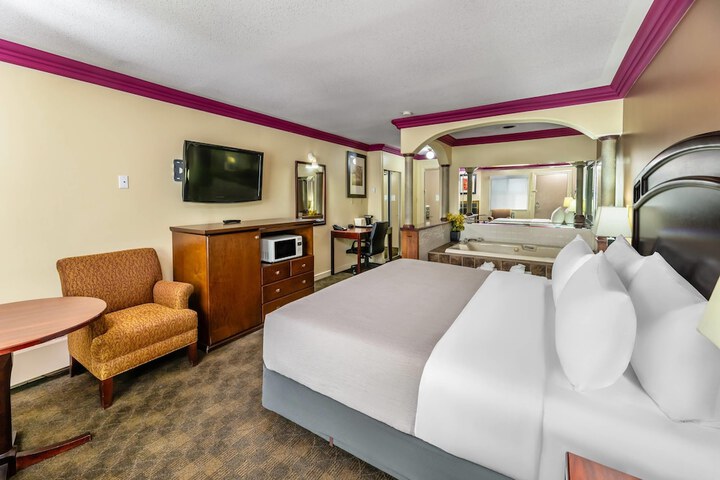 Quality Inn & Suites