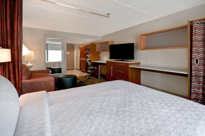 Room 22 of 50