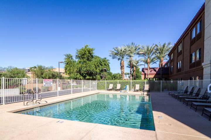 Pool 5 of 34