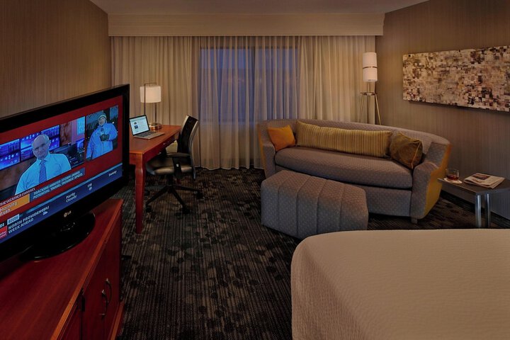 Courtyard by Marriott Providence Warwick