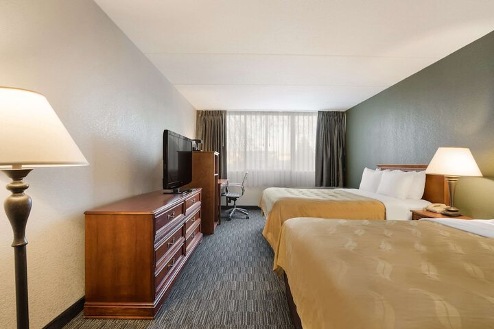 Room 13 of 29