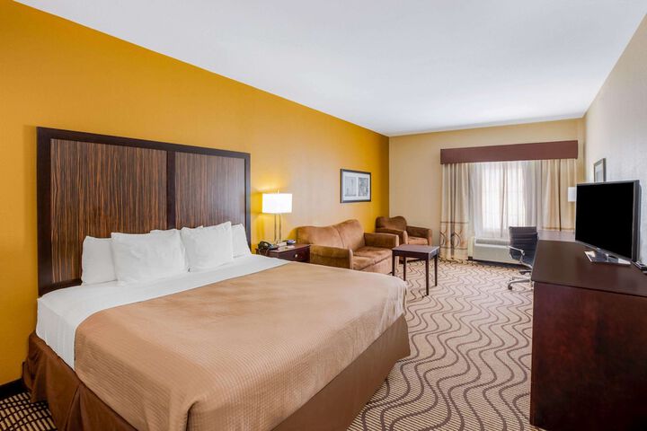 Room 33 of 54