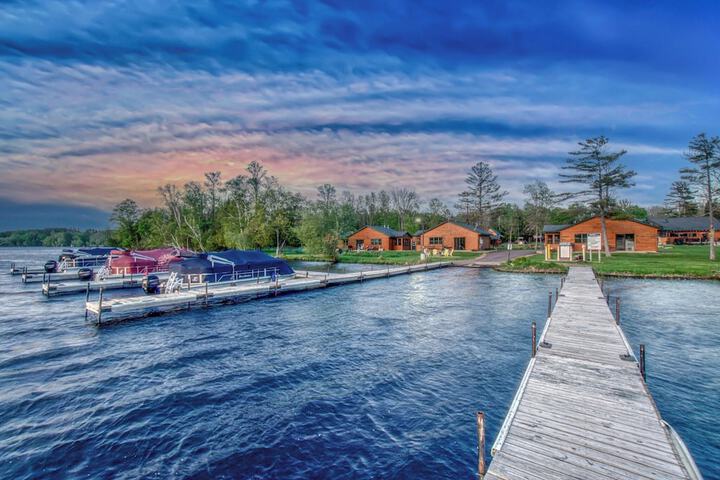 Lenas Northern Pines Resort